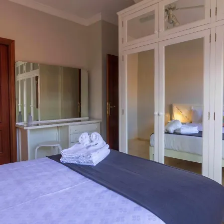 Apartamento Puerto De La Cruz, 3 Dormitorios, 7 Personas - Es-284-11 *